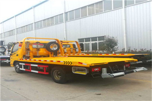 资溪附近拖车救援搭电